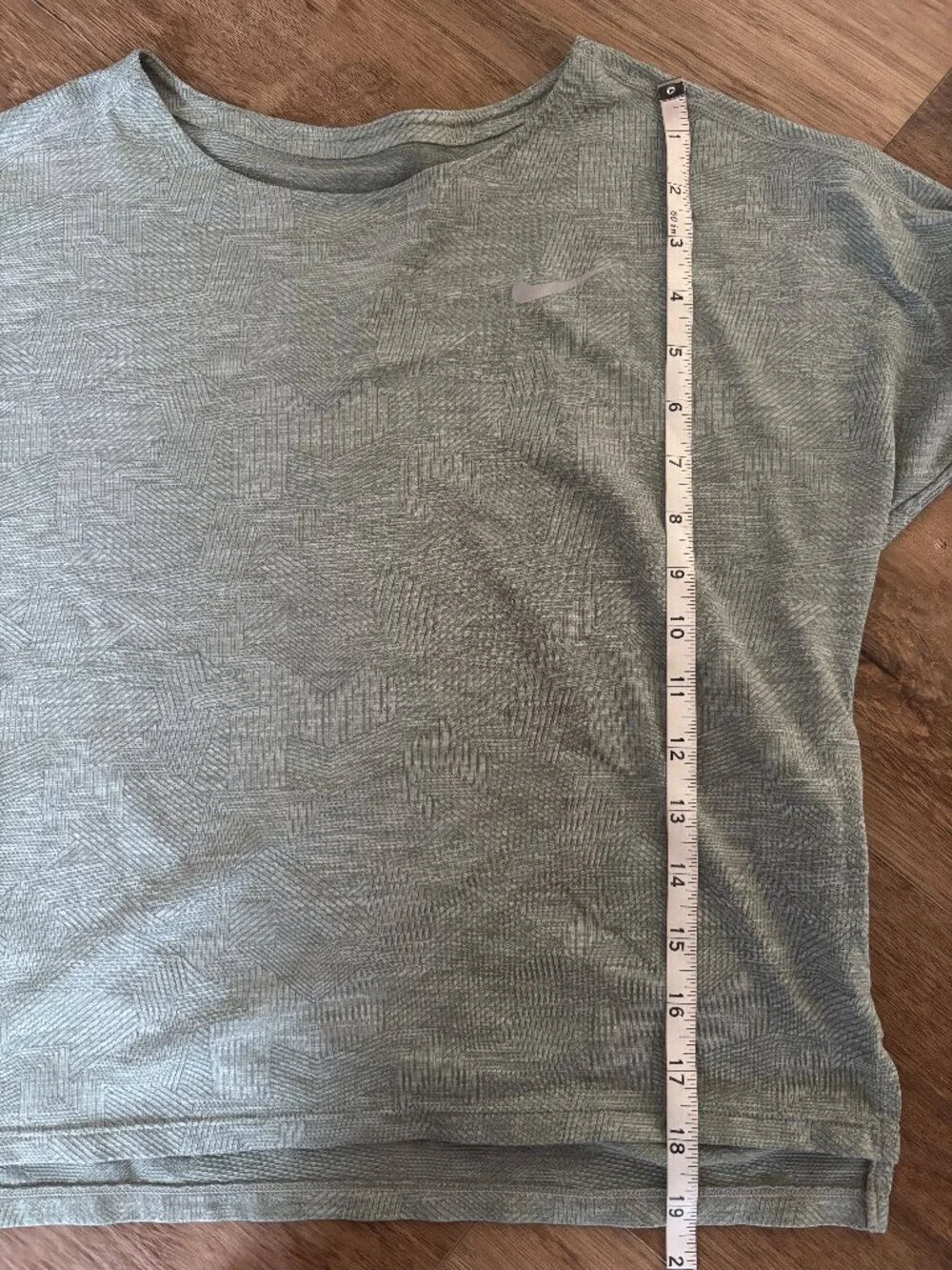 Nike Dri-Fit Long Sleeve Green Tee - Size Small